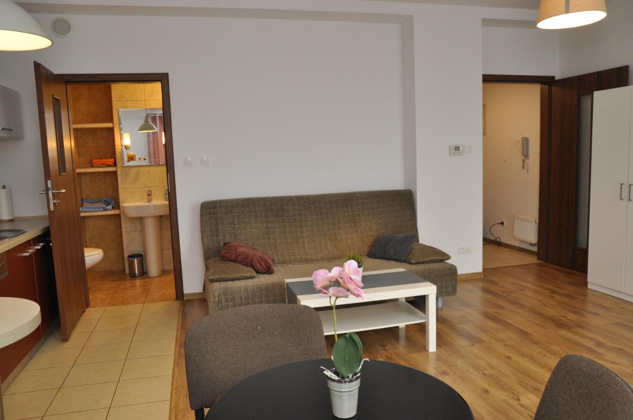Apartament Bazantowo カトヴィツェ エクステリア 写真